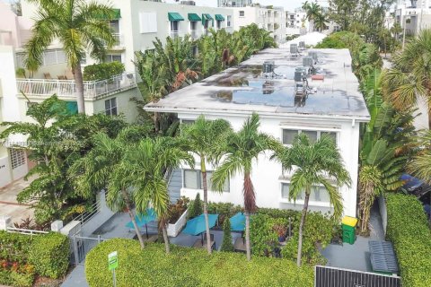 Condo in Miami Beach, Florida, 1 bedroom  № 1850880 - photo 28