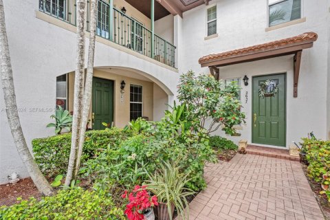 Таунхаус в Мирамар, Флорида 2 спальни, 163.51м2 № 2063975