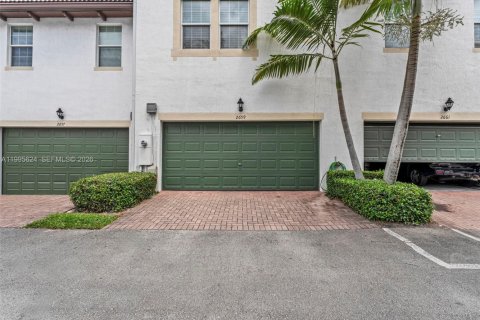 Купить таунхаус в Мирамар, Флорида 2 спальни, 163.51м2, № 2063975 - фото 22