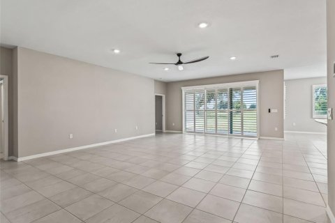 House in Ocala, Florida 4 bedrooms, 237.18 sq.m. № 2238204 - photo 6