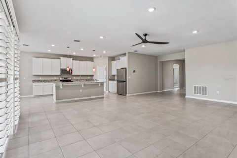 House in Ocala, Florida 4 bedrooms, 237.18 sq.m. № 2238204 - photo 8