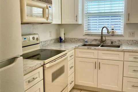 Casa en venta en Clearwater, Florida, 1 dormitorio, 90.49 m2 № 1528241 - foto 3