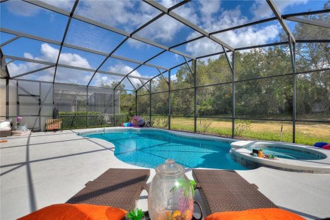 Casa en venta en Davenport, Florida, 10 dormitorios, 393.07 m2 № 2144958 - foto 16