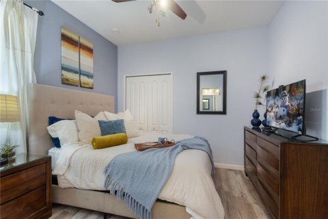 Casa en venta en Davenport, Florida, 10 dormitorios, 393.07 m2 № 2144958 - foto 28