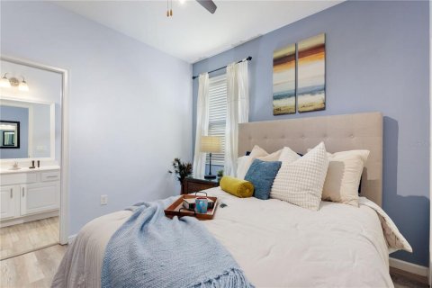 Casa en venta en Davenport, Florida, 10 dormitorios, 393.07 m2 № 2144958 - foto 30