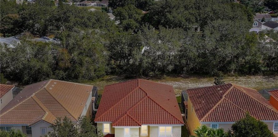 Casa en Davenport, Florida 10 dormitorios, 393.07 m2 № 2144958