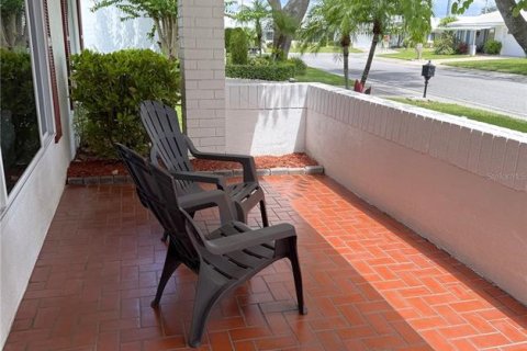 House in Pinellas Park, Florida 3 bedrooms, 164.99 sq.m. № 1902907 - photo 27