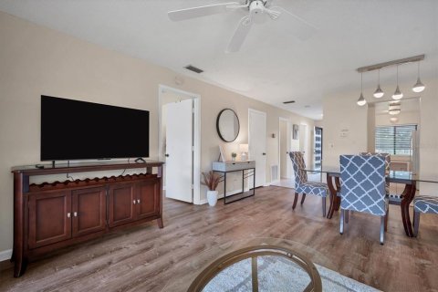 Copropriété à louer à Sarasota, Floride: 2 chambres, 102.94 m2 № 1657382 - photo 6