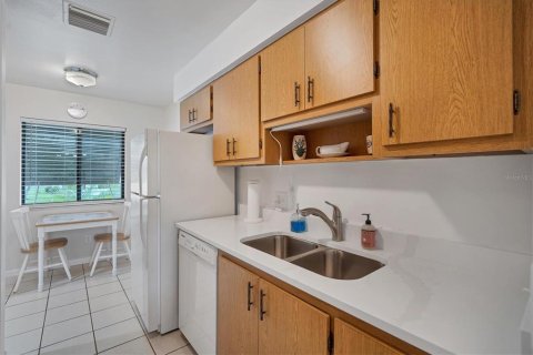 Copropriété à louer à Sarasota, Floride: 2 chambres, 102.94 m2 № 1657382 - photo 14
