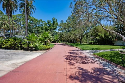 Villa ou maison à vendre à Saint Petersburg, Floride: 5 chambres, 308.62 m2 № 1856617 - photo 13