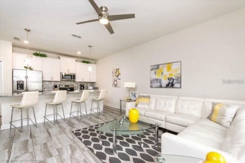 Adosado en alquiler en Kissimmee, Florida, 4 dormitorios, 177.81 m2 № 1833058 - foto 3