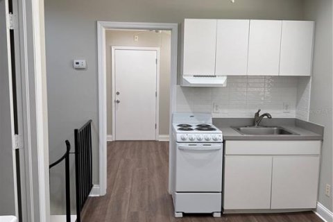 Снять в аренду кондоминиум в Тампа, Флорида 5 комнат, 73.58м2, № 2398290 - фото 8