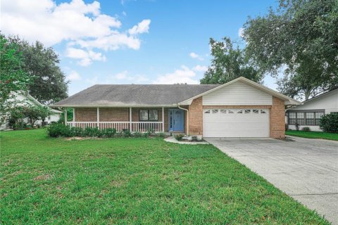 Villa ou maison à Lakeland, Floride 3 chambres, 184.13 m2 № 2400492