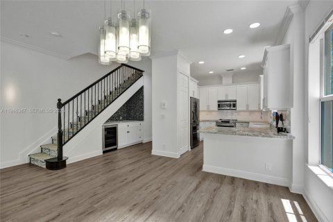 Townhouse in Fort Lauderdale, Florida 3 bedrooms, 210.14 sq.m. № 2004781 - photo 22