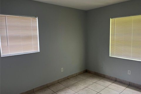House in Lutz, Florida 3 bedrooms, 104.14 sq.m. № 2201459 - photo 23