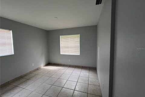 House in Lutz, Florida 3 bedrooms, 104.14 sq.m. № 2201459 - photo 11