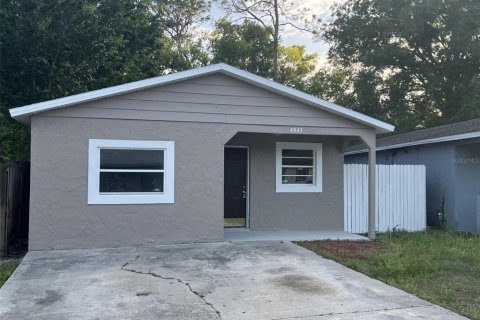 House in Lutz, Florida 3 bedrooms, 104.14 sq.m. № 2201459 - photo 2