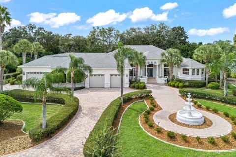 Villa ou maison à vendre à The Villages, Floride: 5 chambres, 563.92 m2 № 2408304 - photo 4