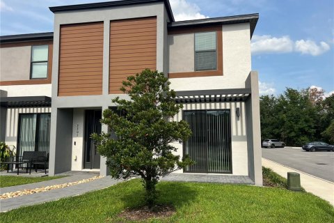 Townhouse in Kissimmee, Florida 3 bedrooms, 127.46 sq.m. № 1754814 - photo 3