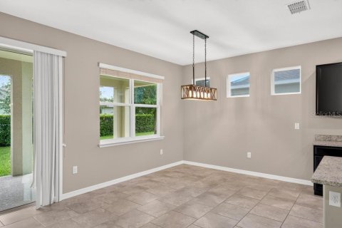 House in DeLand, Florida 4 bedrooms, 192.87 sq.m. № 2206692 - photo 16
