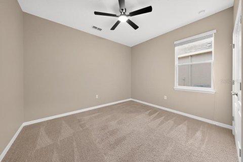 House in DeLand, Florida 4 bedrooms, 192.87 sq.m. № 2206692 - photo 30