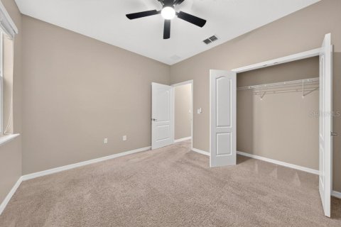 House in DeLand, Florida 4 bedrooms, 192.87 sq.m. № 2206692 - photo 29