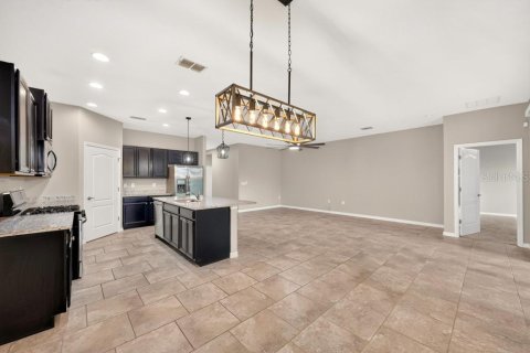 House in DeLand, Florida 4 bedrooms, 192.87 sq.m. № 2206692 - photo 9