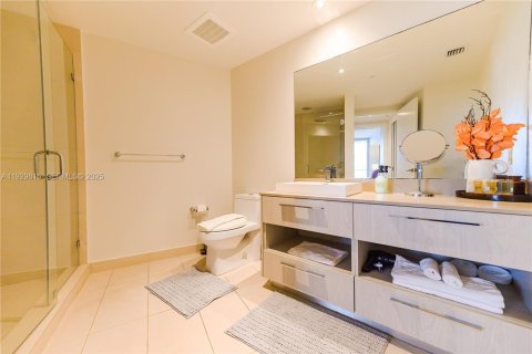 Condominio en venta en Hollywood, Florida, 1 dormitorio, 78.97 m2 № 2034162 - foto 22