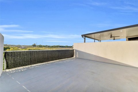 Touwnhouse à vendre à Homestead, Floride: 4 chambres, 129.88 m2 № 1946103 - photo 25