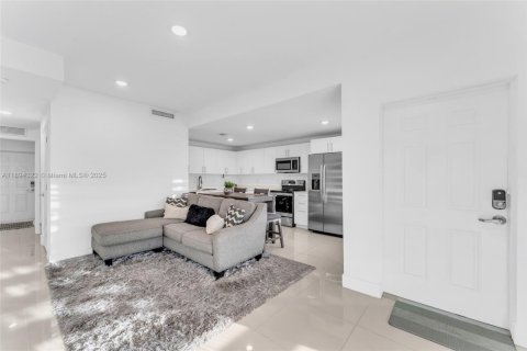 Touwnhouse à vendre à Homestead, Floride: 4 chambres, 129.88 m2 № 1946103 - photo 5