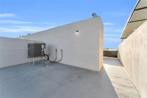 Touwnhouse à vendre à Homestead, Floride: 4 chambres, 129.88 m2 № 1946103 - photo 24