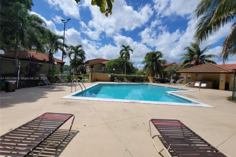 Copropriété à louer à Miami, Floride: 2 chambres, 83.24 m2 № 1858998 - photo 18