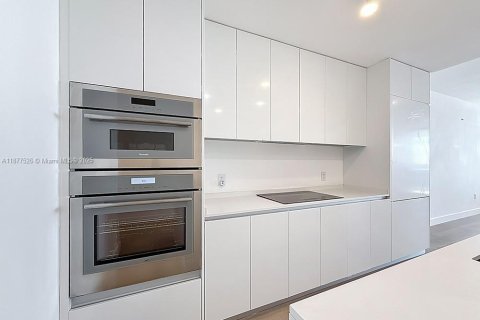 Copropriété à louer à Miami, Floride: 3 chambres, 143.26 m2 № 1895821 - photo 8