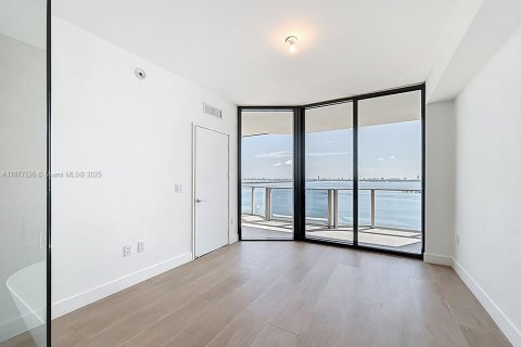 Copropriété à louer à Miami, Floride: 3 chambres, 143.26 m2 № 1895821 - photo 10