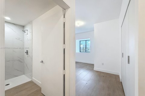 Copropriété à louer à Miami, Floride: 3 chambres, 143.26 m2 № 1895821 - photo 25