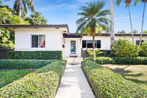 Land in Coral Gables, Florida № 1775870 - photo 2