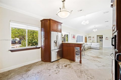 Land in Coral Gables, Florida № 1775870 - photo 13