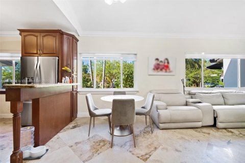 Land in Coral Gables, Florida № 1775870 - photo 15