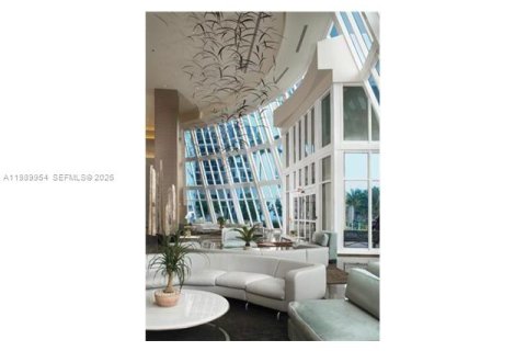 Купить кондоминиум в Халландейл-Бич, Флорида 2 спальни, 124.21м2, № 2051990 - фото 29