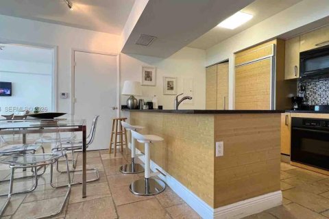 Купить кондоминиум в Халландейл-Бич, Флорида 2 спальни, 124.21м2, № 2051990 - фото 14