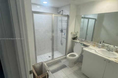 Copropriété à louer à Aventura, Floride: 3 chambres, 131.18 m2 № 1860217 - photo 24