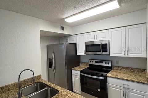 Condominio en venta en Kissimmee, Florida, 2 dormitorios, 95.32 m2 № 2097726 - foto 6