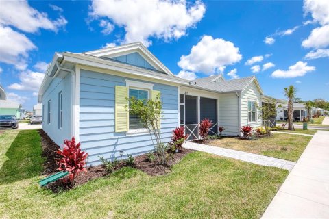 House in Daytona Beach, Florida 2 bedrooms, 122.72 sq.m. № 1657250 - photo 9