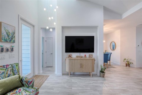 House in Daytona Beach, Florida 2 bedrooms, 122.72 sq.m. № 1657250 - photo 18
