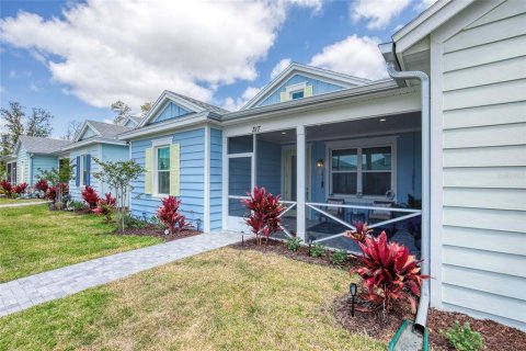House in Daytona Beach, Florida 2 bedrooms, 122.72 sq.m. № 1657250 - photo 11