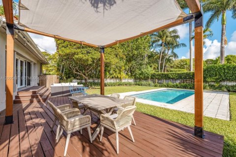 Villa ou maison à louer à Miami Shores, Floride: 4 chambres, 196.77 m2 № 2069620 - photo 28