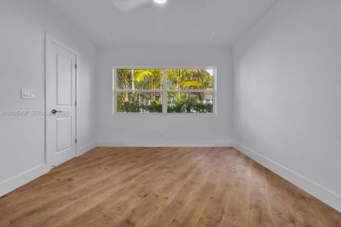 Villa ou maison à louer à Miami Shores, Floride: 4 chambres, 196.77 m2 № 2069620 - photo 27