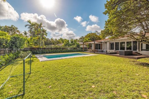 Villa ou maison à louer à Miami Shores, Floride: 4 chambres, 196.77 m2 № 2069620 - photo 30
