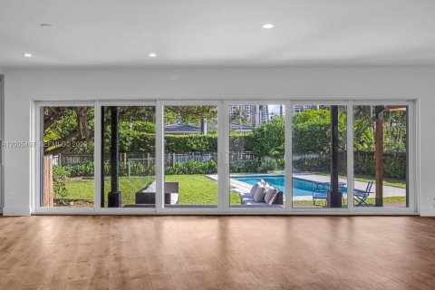 Villa ou maison à louer à Miami Shores, Floride: 4 chambres, 196.77 m2 № 2069620 - photo 20