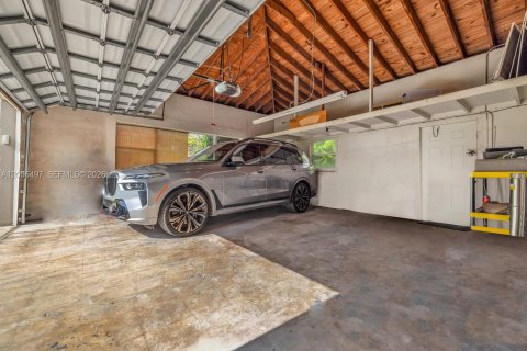 Villa ou maison à louer à Miami Shores, Floride: 4 chambres, 196.77 m2 № 2069620 - photo 29